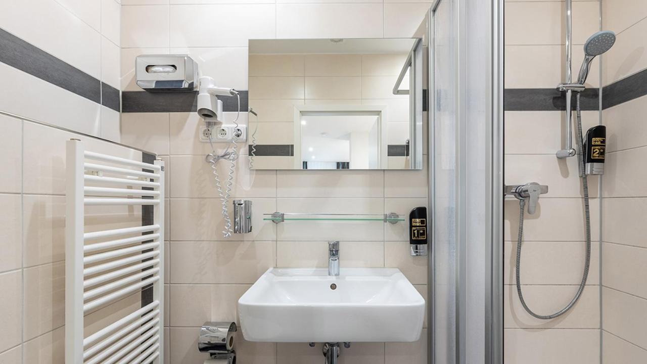 Trip Inn Budget Hotel Messe Frankfurt am Main Kültér fotó