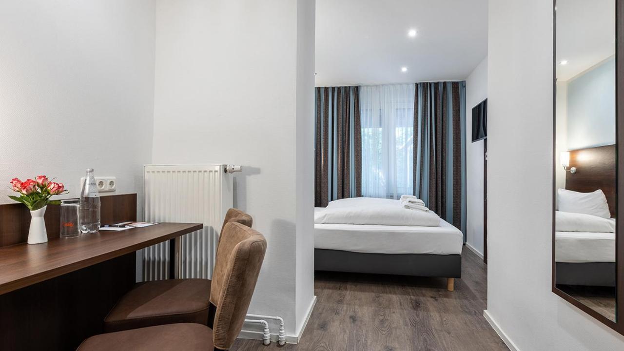 Trip Inn Budget Hotel Messe Frankfurt am Main Kültér fotó